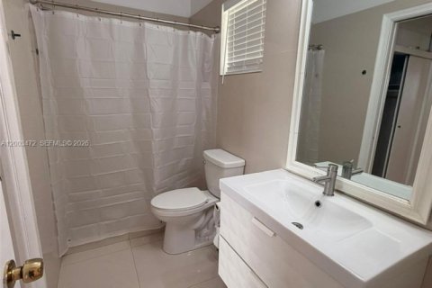 Condo in Aventura, Florida, 1 bedroom  № 2068129 - photo 14