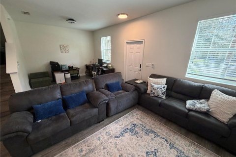 Townhouse in Winter Garden, Florida 3 bedrooms, 151.99 sq.m. № 2376645 - photo 5