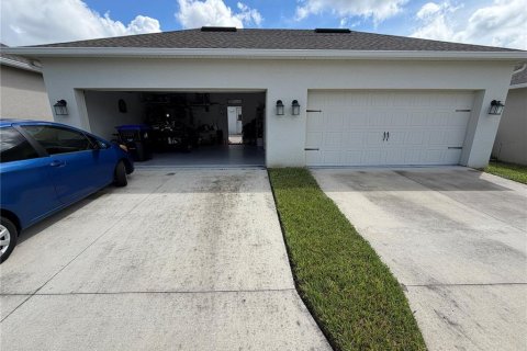 Townhouse in Winter Garden, Florida 3 bedrooms, 151.99 sq.m. № 2376645 - photo 28