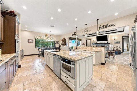 Villa ou maison à vendre à Fish Hawk, Floride: 5 chambres, 370.77 m2 № 2235389 - photo 16