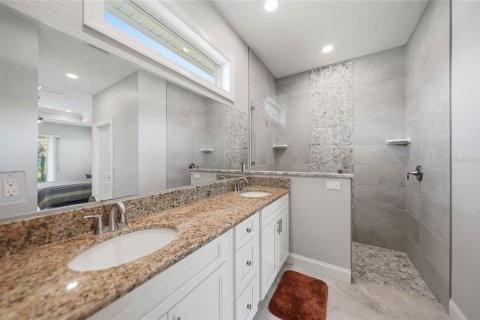 Купить виллу или дом в Порт-Шарлотт, Флорида 6 комнат, 160.44м2, № 2227118 - фото 26