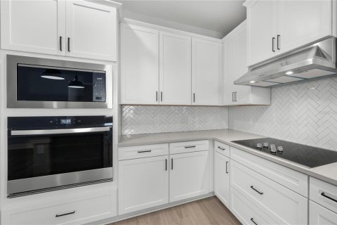 Купить виллу или дом в Фрутленд-Парк, Флорида 10 комнат, 245.45м2, № 2277034 - фото 10