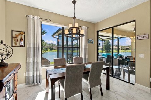 Villa ou maison à vendre à Kissimmee, Floride: 2 chambres, 143.81 m2 № 2431737 - photo 16