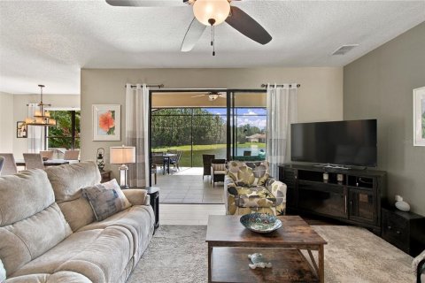 Villa ou maison à vendre à Kissimmee, Floride: 2 chambres, 143.81 m2 № 2431737 - photo 7