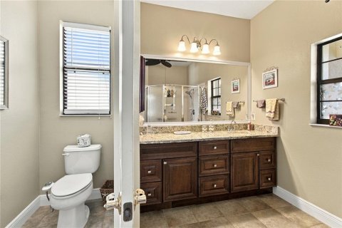 Villa ou maison à vendre à Kissimmee, Floride: 2 chambres, 143.81 m2 № 2431737 - photo 23