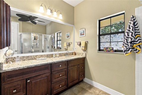 Villa ou maison à vendre à Kissimmee, Floride: 2 chambres, 143.81 m2 № 2431737 - photo 24