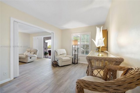 Condo in Fort Lauderdale, Florida, 2 bedrooms  № 1991106 - photo 29