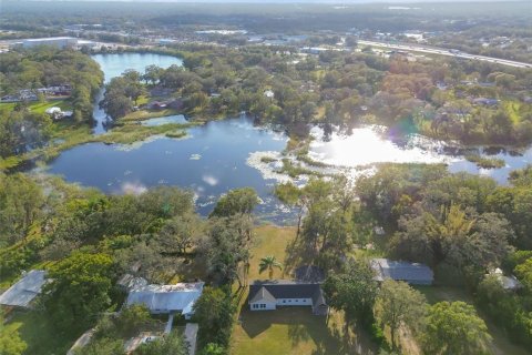 House in Lutz, Florida 4 bedrooms, 201.51 sq.m. № 1832600 - photo 7