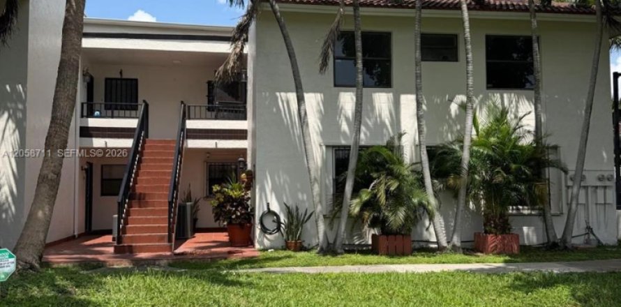 Condo à Miami, Floride, 3 chambres № 2168190