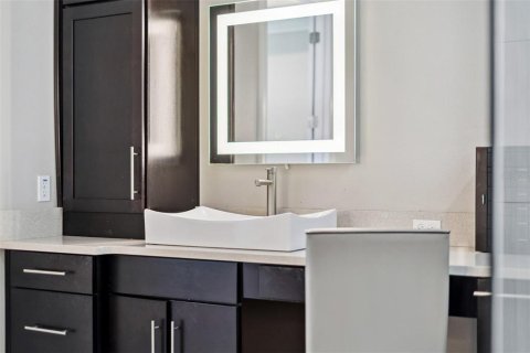 Casa en venta en Orlando, Florida, 4 dormitorios, 296.73 m2 № 2203856 - foto 21