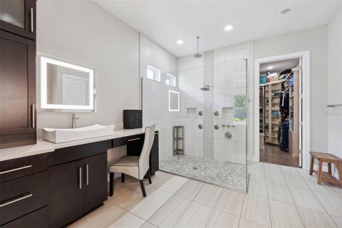 Casa en venta en Orlando, Florida, 4 dormitorios, 296.73 m2 № 2203856 - foto 20