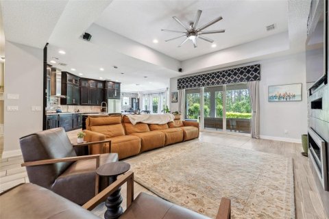 Casa en venta en Orlando, Florida, 4 dormitorios, 296.73 m2 № 2203856 - foto 14