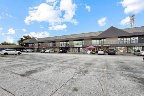 Commercial property in Orlando, Florida 62.71 sq.m. № 2202612 - photo 13