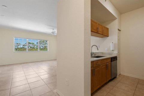 Condo in Sarasota, Florida, 2 bedrooms  № 1590986 - photo 5