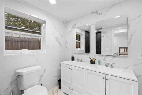 Casa en venta en Gulfport, Florida, 3 dormitorios, 123.56 m2 № 1551148 - foto 12