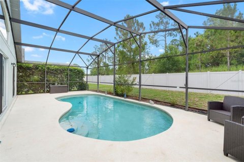 House in Davenport, Florida 4 bedrooms, 180.23 sq.m. № 1778970 - photo 22