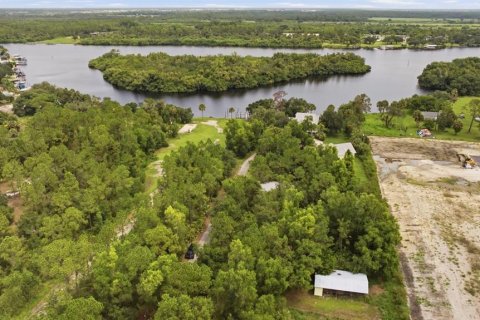Купить виллу или дом в Форт Майерс, Флорида 3 комнаты, 251.39м2, № 2298236 - фото 7