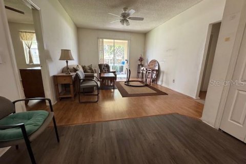 Casa en venta en Wesley Chapel, Florida, 3 dormitorios, 142.14 m2 № 1919442 - foto 7