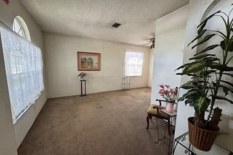 Casa en venta en Wesley Chapel, Florida, 3 dormitorios, 142.14 m2 № 1919442 - foto 2