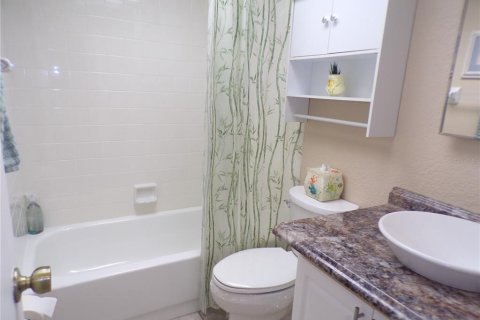Condo in Punta Gorda, Florida, 2 bedrooms № 2210634 - photo 16