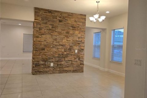 Casa en alquiler en Winter Garden, Florida, 5 dormitorios, 349.31 m2 № 2232250 - foto 10
