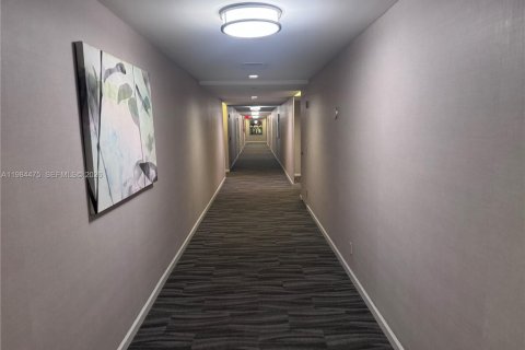 Condominio en alquiler en Aventura, Florida, 2 dormitorios, 107.21 m2 № 2050399 - foto 13