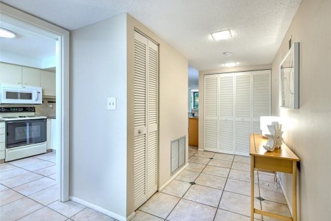 Condominio en alquiler en Longboat Key, Florida, 2 dormitorios, 135.27 m2 № 946704 - foto 7