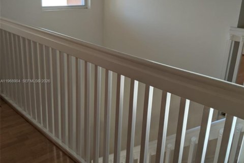 Villa ou maison à louer à Pembroke Pines, Floride: 3 chambres, 142.7 m2 № 2029882 - photo 11