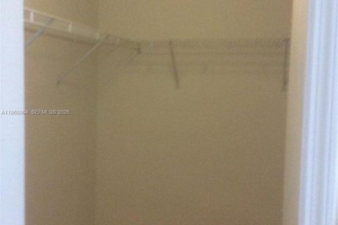 Villa ou maison à louer à Pembroke Pines, Floride: 3 chambres, 142.7 m2 № 2029882 - photo 22