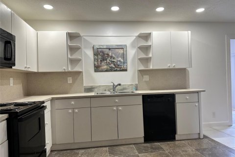Villa ou maison à louer à North Lauderdale, Floride: 3 chambres, 135.17 m2 № 2353785 - photo 21