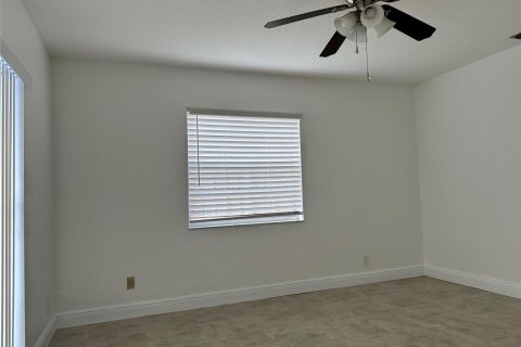 Villa ou maison à louer à North Lauderdale, Floride: 3 chambres, 135.17 m2 № 2353785 - photo 7