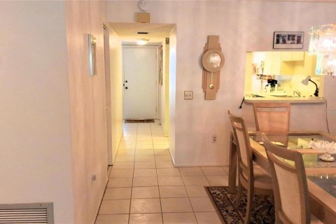 Condominio en venta en Bradenton, Florida, 2 dormitorios, 122.07 m2 № 1717481 - foto 10