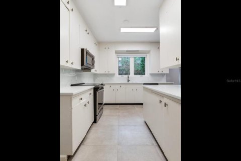 Casa en venta en Tampa, Florida, 2 dormitorios, 216.37 m2 № 2131785 - foto 23