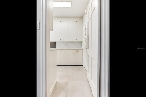 Casa en venta en Tampa, Florida, 2 dormitorios, 216.37 m2 № 2131785 - foto 22