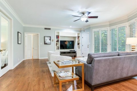 Casa en venta en Tampa, Florida, 2 dormitorios, 216.37 m2 № 2131785 - foto 14