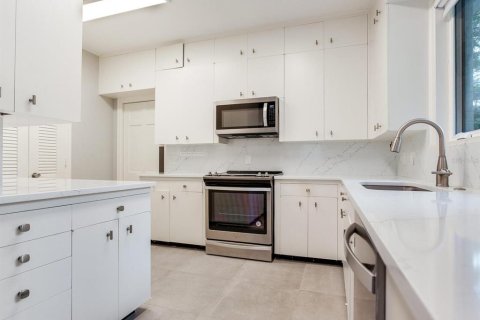 Casa en venta en Tampa, Florida, 2 dormitorios, 216.37 m2 № 2131785 - foto 24