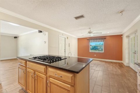 Villa ou maison à vendre à Sarasota, Floride: 2 chambres, 133.04 m2 № 2408870 - photo 10