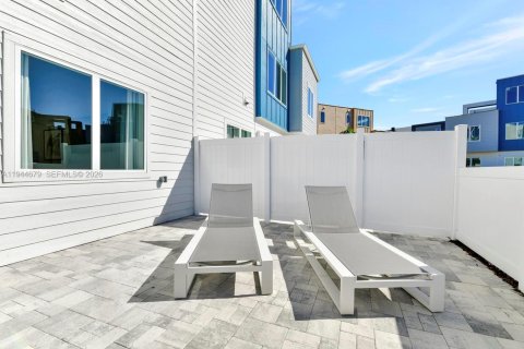 Купить кондоминиум в Киссимми, Флорида 3 спальни, № 2060117 - фото 21