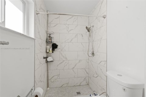 Casa en venta en Sunrise, Florida, 3 dormitorios, 154.5 m2 № 1886562 - foto 19