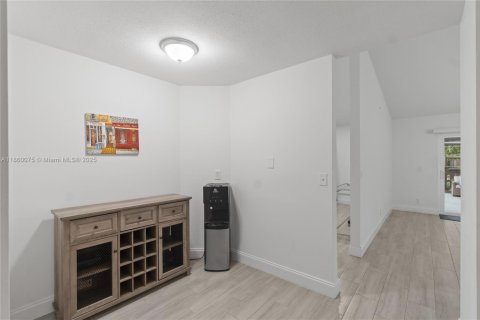 Casa en venta en Sunrise, Florida, 3 dormitorios, 154.5 m2 № 1886562 - foto 30