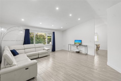 Casa en venta en Sunrise, Florida, 3 dormitorios, 154.5 m2 № 1886562 - foto 20