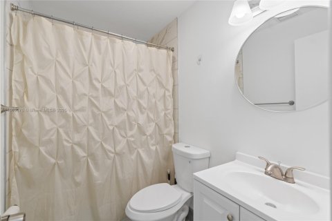 Casa en venta en Sunrise, Florida, 3 dormitorios, 154.5 m2 № 1886562 - foto 13