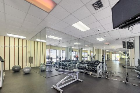 Copropriété à vendre à Aventura, Floride: 1 chambre, 81.1 m2 № 2068102 - photo 12
