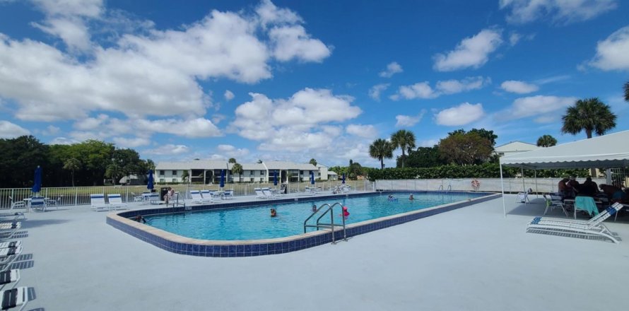Casa en West Palm Beach, Florida 2 dormitorios, 127.28 m2 № 1135361
