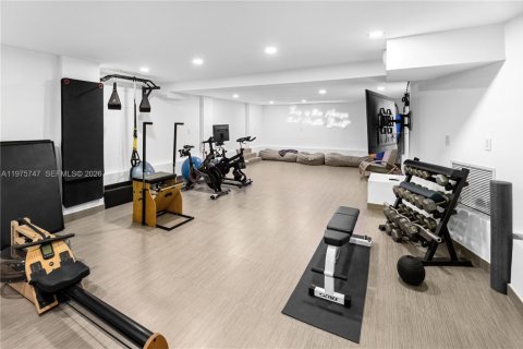 Купить виллу или дом в Корал-Гейблс, Флорида 6 спален, 615.2м2, № 2040683 - фото 25