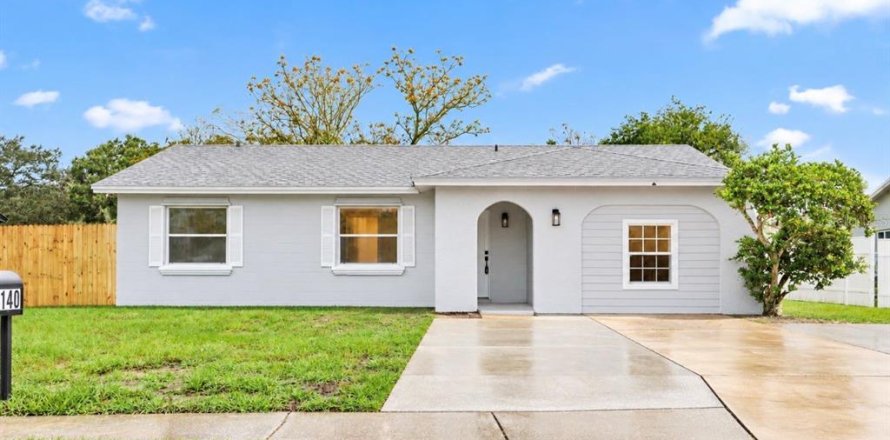 Villa ou maison à Winter Springs, Floride 3 chambres, 127.55 m2 № 2408753