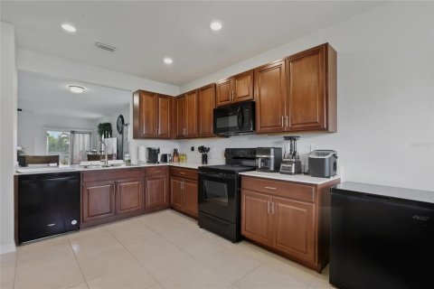 Villa ou maison à vendre à Cape Coral, Floride: 3 chambres, 162.3 m2 № 2239063 - photo 7