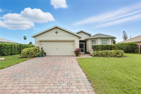 Villa ou maison à Cape Coral, Floride 3 chambres, 162.3 m2 № 2239063