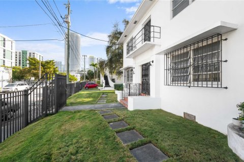 Villa ou maison à Miami, Floride 1 chambre, 65.03 m2 № 1999412