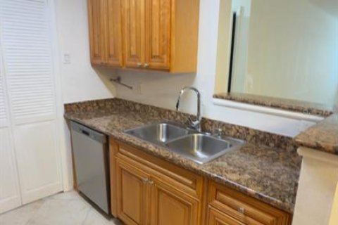 Appartement à louer à Orlando, Floride: 2 chambres, 92.53 m2 № 2414962 - photo 5
